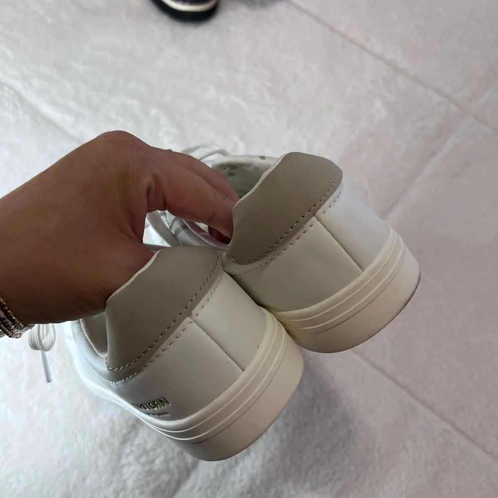 Tretorn Women's Serve Sneakers size 6.5
